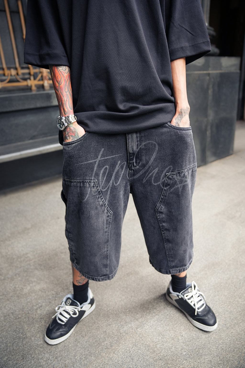 Denim Black estonado Tep1one Logo